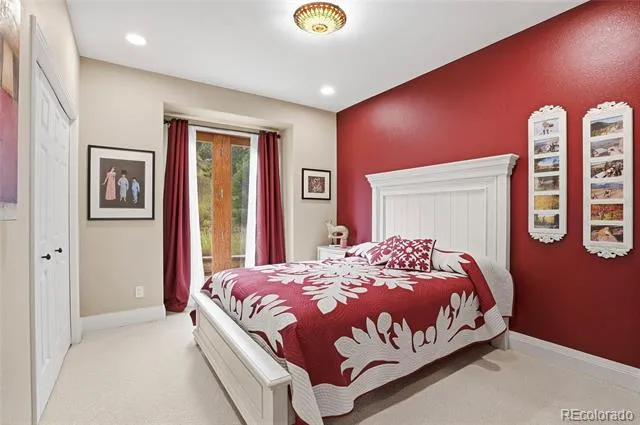 16 Camino Bosque Boulder, CO 80302