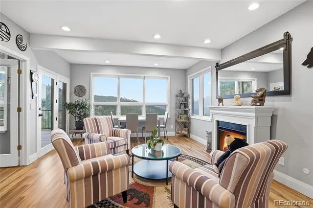 16 Camino Bosque Boulder, CO 80302