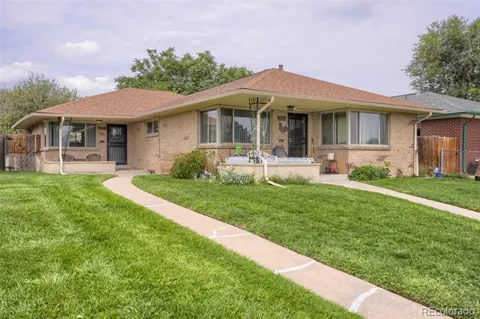 3641 Forest