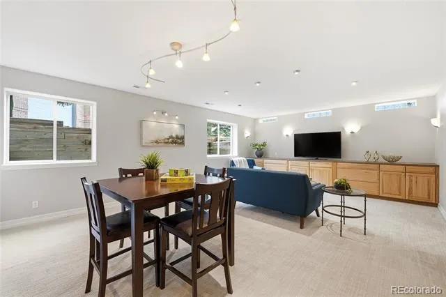 6566 S Madison Court Centennial, CO 80121