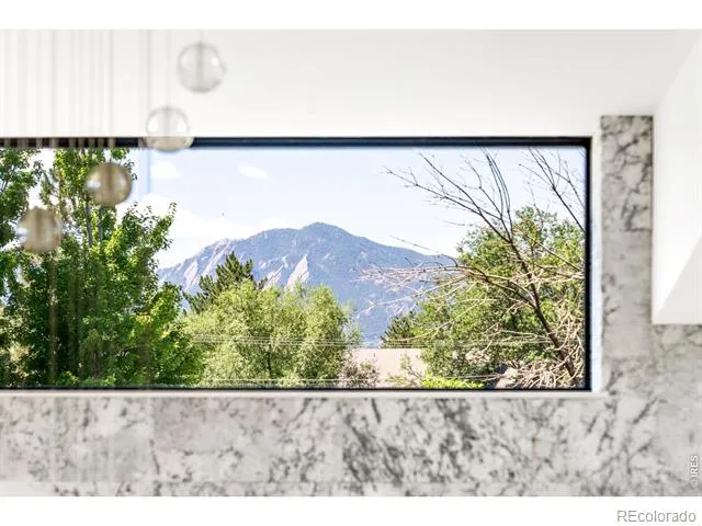 2885 Island Drive Boulder, CO 80301