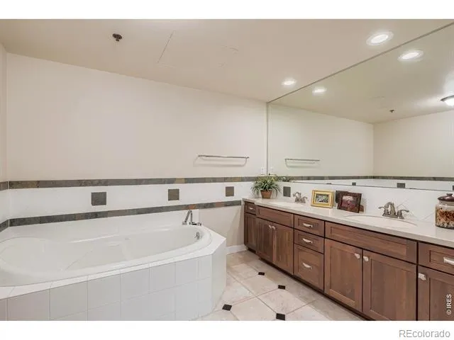 1499 Blake Street #4G Denver, CO 80202