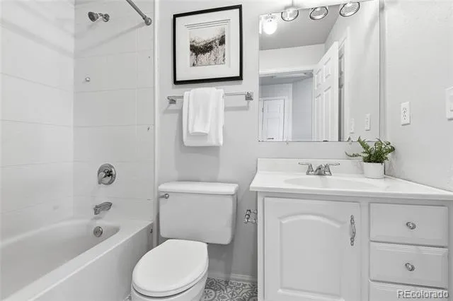 4842 S Hoyt Street Littleton, CO 80123