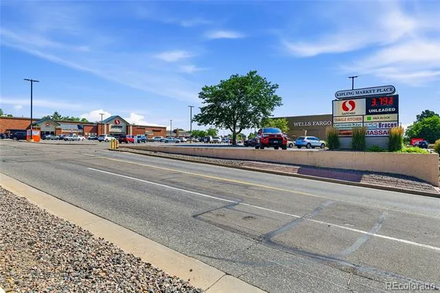 4842 S Hoyt Street Littleton, CO 80123