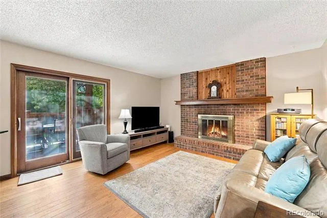 6425 S Galena Court Englewood, CO 80111