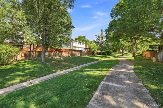 6425 S Galena Court Englewood, CO 80111