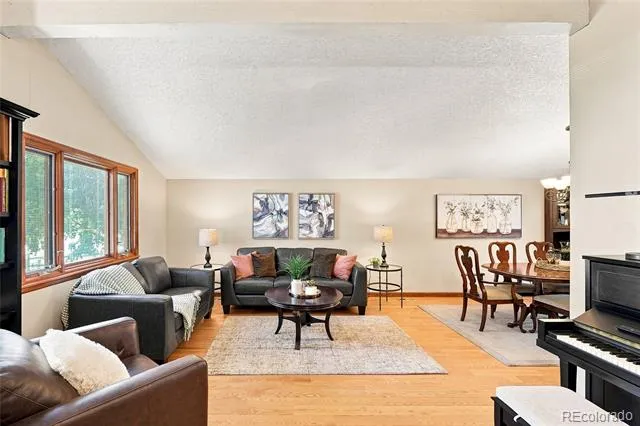 6425 S Galena Court Englewood, CO 80111