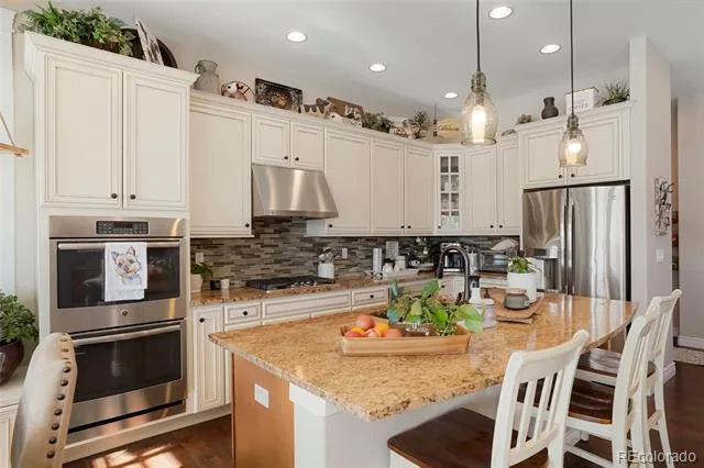 7186 Weaver Circle Castle Rock, CO 80104
