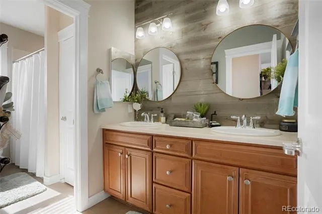 7186 Weaver Circle Castle Rock, CO 80104