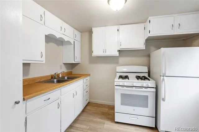 1531 W Cheyenne Road Colorado Springs, CO 80906
