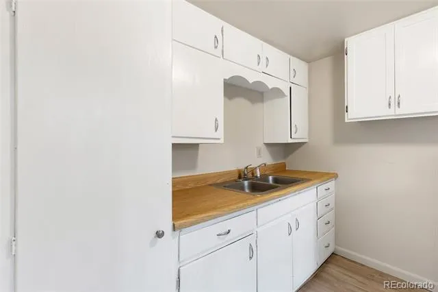 1531 W Cheyenne Road Colorado Springs, CO 80906