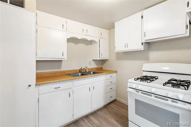 1531 W Cheyenne Road Colorado Springs, CO 80906
