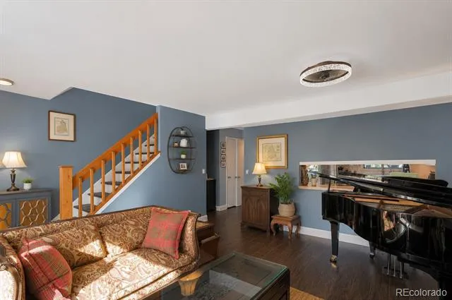 4049 S Richfield Way Aurora, CO 80013