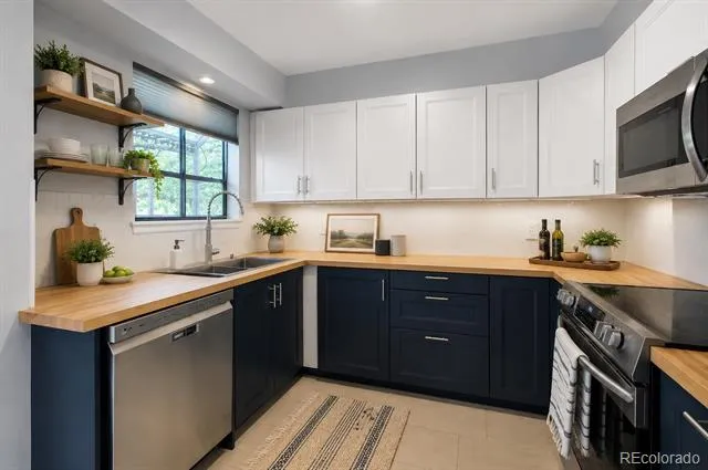 4049 S Richfield Way Aurora, CO 80013