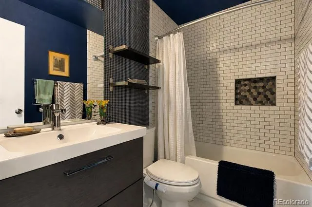 4049 S Richfield Way Aurora, CO 80013
