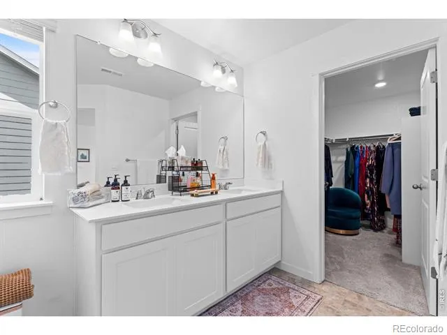 313 Raven Lane Johnstown, CO 80534
