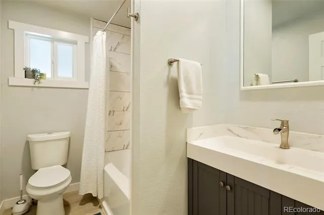 517 Locust Street Windsor, CO 80550