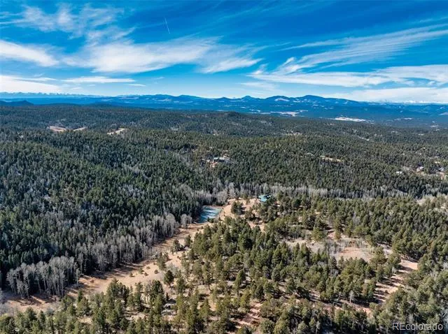 528 Mohawk Heights Florissant, CO 80816