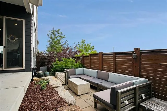 5548 Valentia Court Denver, CO 80238