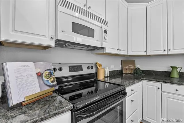 9647 E Arbor Place Englewood, CO 80111