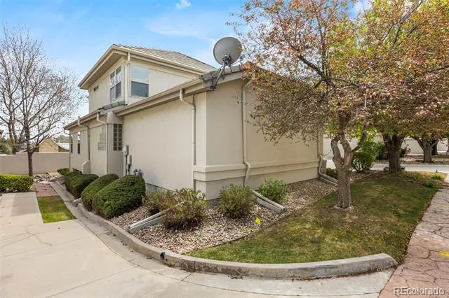 9647 E Arbor Place Englewood, CO 80111