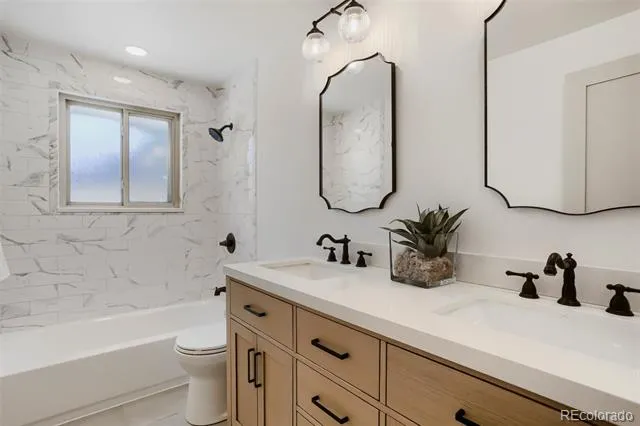 17100 W 16th Place W Golden, CO 80401