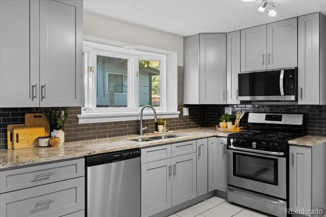 3559 Jackson Street Denver, CO 80205
