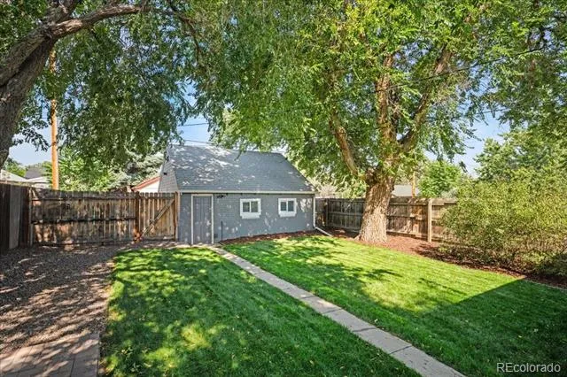 3559 Jackson Street Denver, CO 80205