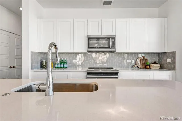 2899 W 52nd Avenue #305 Denver, CO 80221