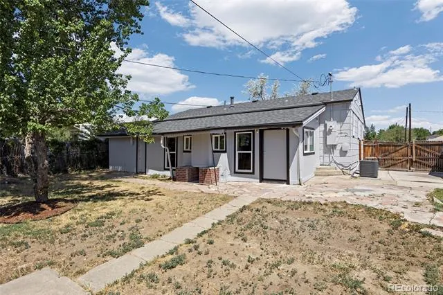 1880 W Arkansas Avenue Denver, CO 80223