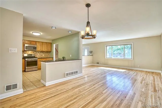 10469 Ronald Lane Northglenn, CO 80234