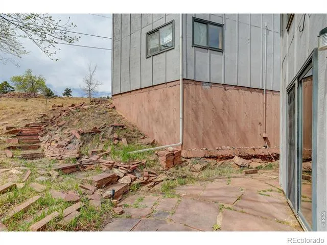 215 Ewald Avenue Lyons, CO 80540