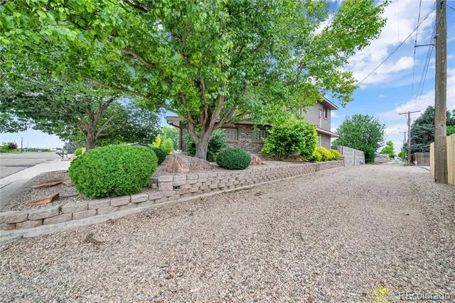202 Eldridge Street Burlington, CO 80807
