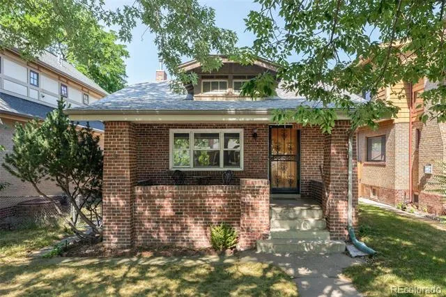 851 S Vine Street Denver, CO 80209