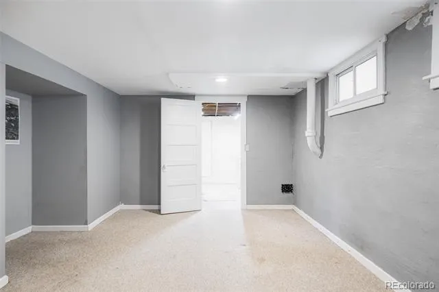 851 S Vine Street Denver, CO 80209