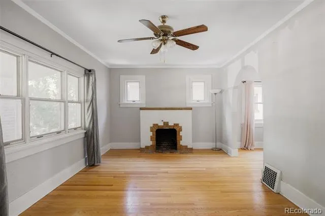 851 S Vine Street Denver, CO 80209