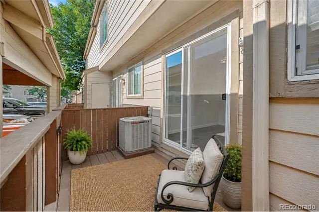 805 Summer Drive Highlands Ranch, CO 80126
