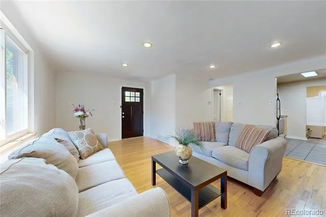 1080 Krameria Street Denver, CO 80220