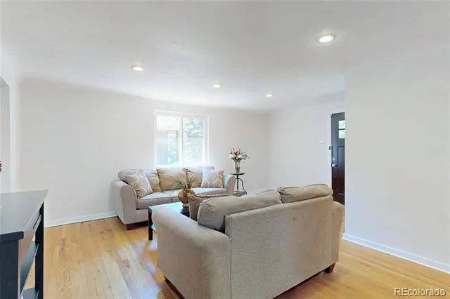 1080 Krameria Street Denver, CO 80220