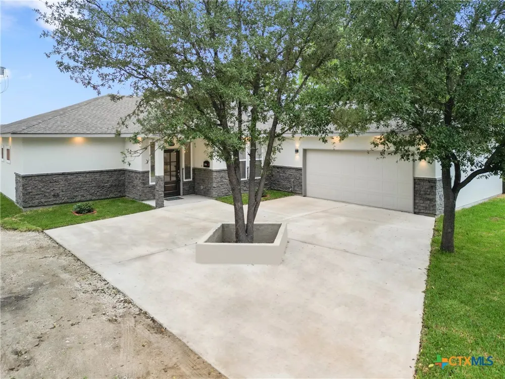 5338 Howard Street San Antonio, TX 78212