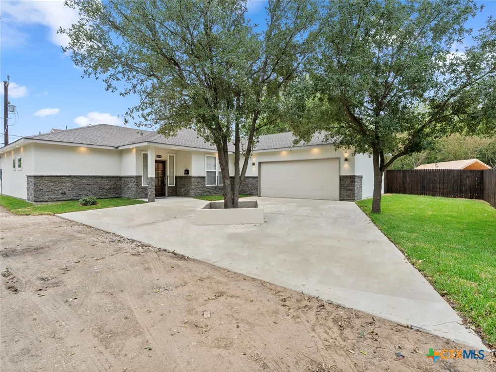 5338 Howard Street San Antonio, TX 78212