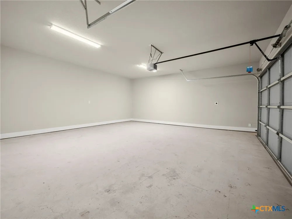 5338 Howard Street San Antonio, TX 78212