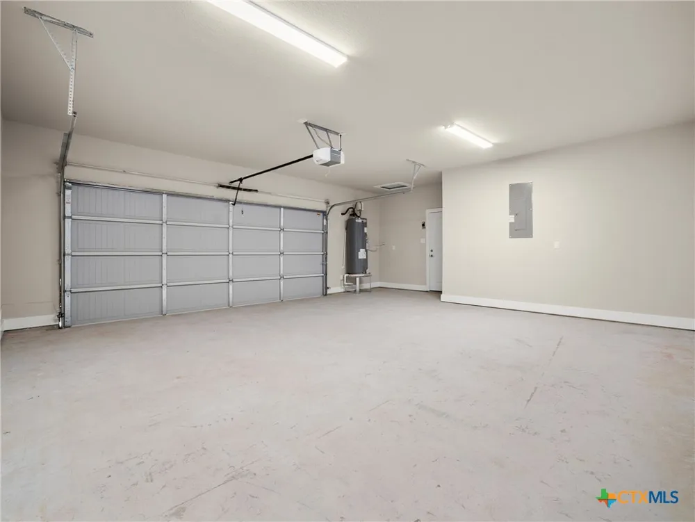 5338 Howard Street San Antonio, TX 78212