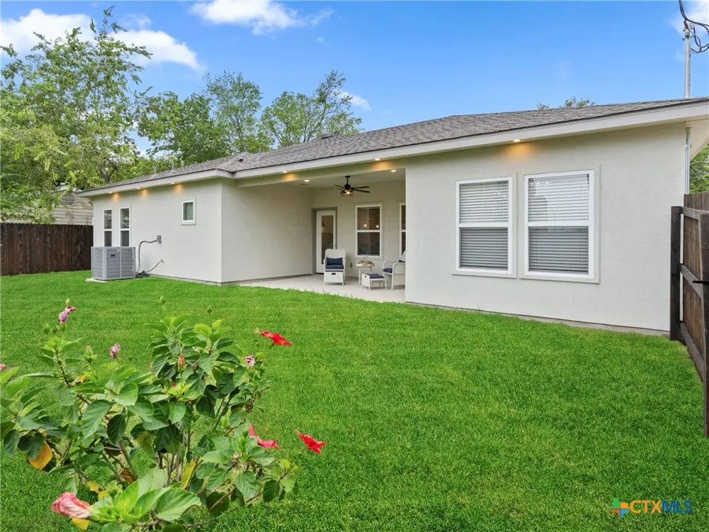 5338 Howard Street San Antonio, TX 78212