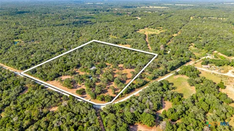 1079 Private Road 1051