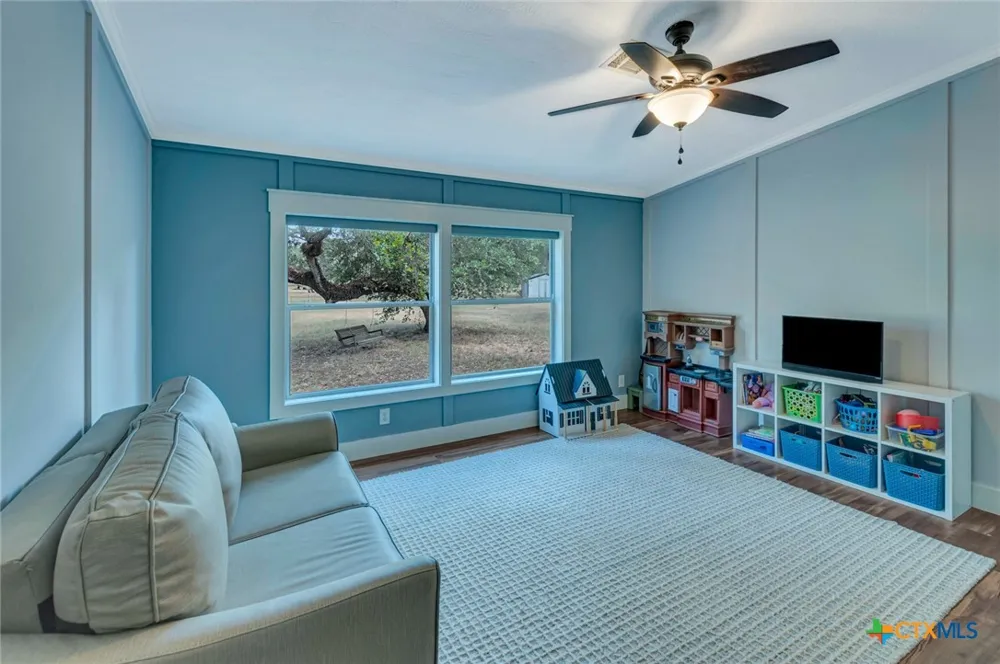 1079 Private Road 1051 Hallettsville, TX 77964