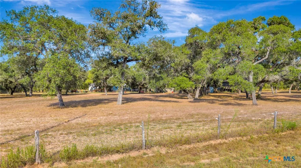 1079 Private Road 1051 Hallettsville, TX 77964