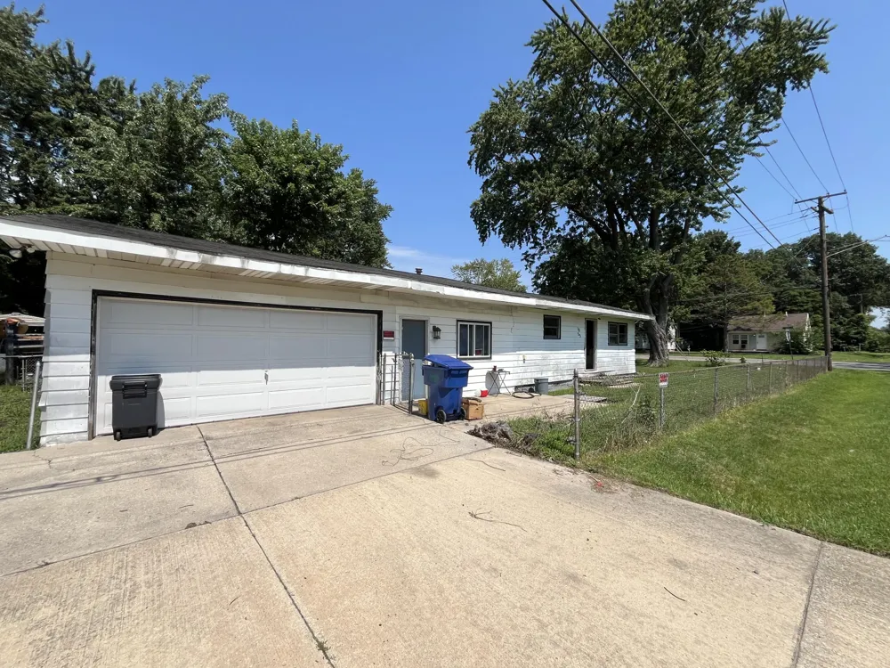 1055 Maynard Drive Benton Harbor, MI 49022