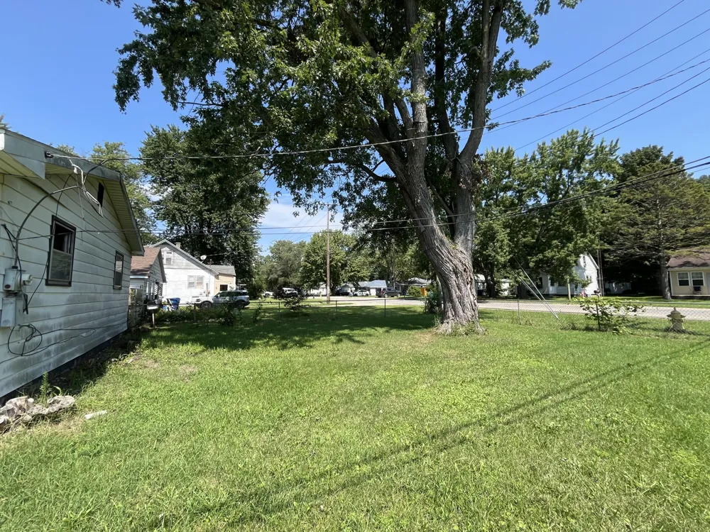 1055 Maynard Drive Benton Harbor, MI 49022