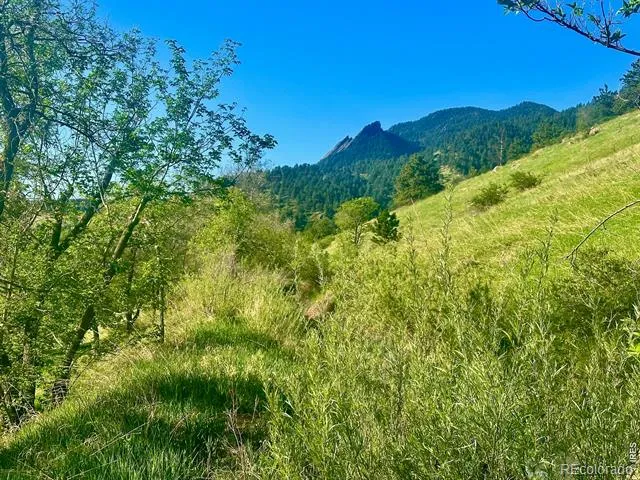 2235 Knollwood Drive Boulder, CO 80302
